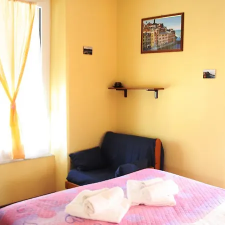 招待所 布兰达住宿 3*